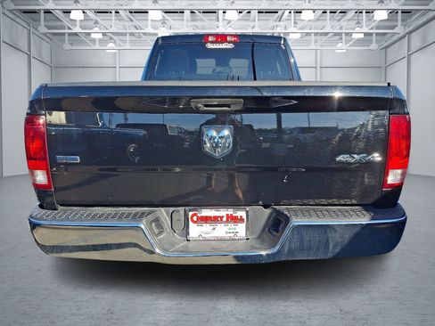 Certified 2024 RAM 1500 Classic SLT image 4