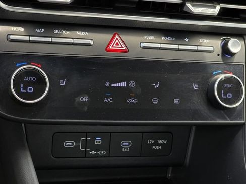 Used 2025 Hyundai Sonata SEL FWD image 27