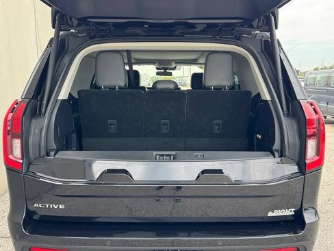 Used 2025 Ford Expedition Active AWD/4WD image 36