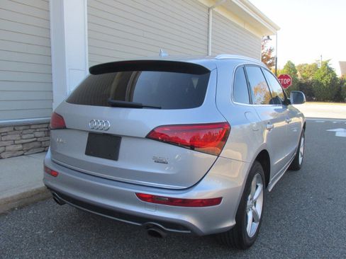 Used 2017 Audi Q5 2.0T Premium Plus w/ Technology Package image 22