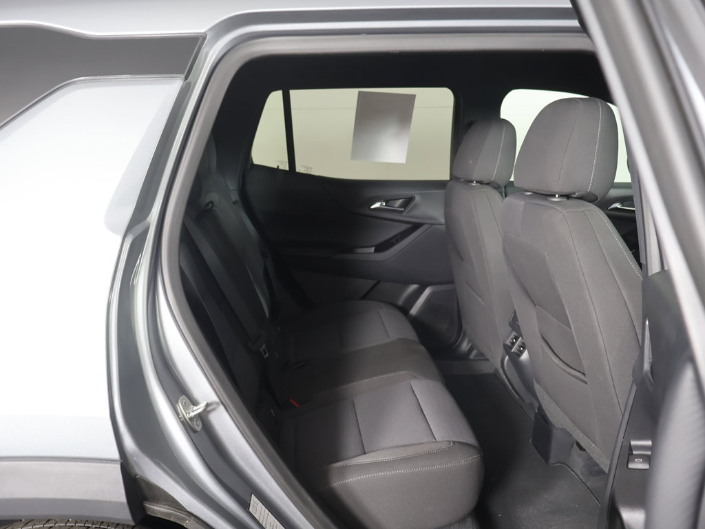 Used 2026 Chevrolet Equinox LT FWD image 34