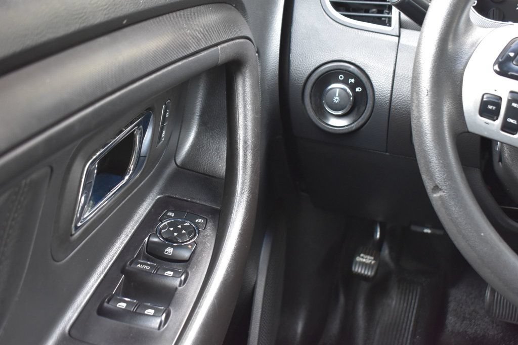 Used 2016 Ford Taurus Police Interceptor AWD image 29