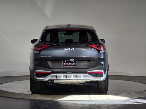 Used 2024 Kia Sportage EX image 8