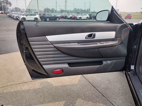 Used 2002 Ford Thunderbird RWD image 15
