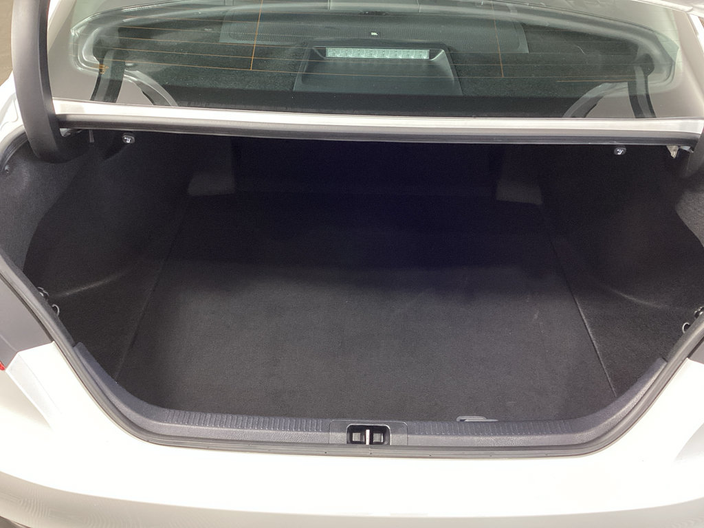 Used 2023 Toyota Camry XLE FWD image 13