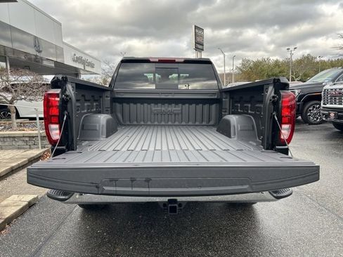 New 2026 GMC Sierra 1500 SLE w/ Preferred Package image 31