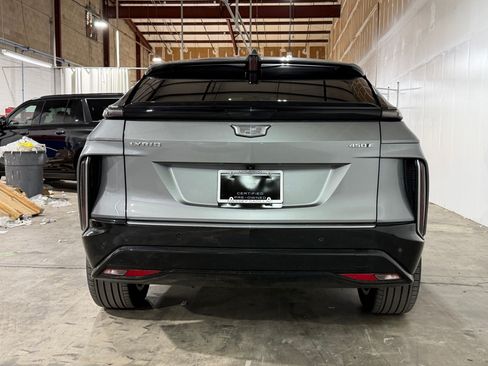 Certified 2024 Cadillac Lyriq Tech w/ Driver Assist Package RWD image 9