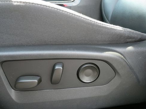 Certified 2021 Buick Envision Essence w/ Technology Package I FWD image 26