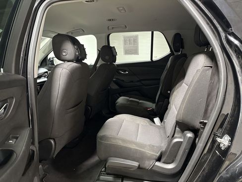 Used 2018 Chevrolet Traverse LT FWD image 22