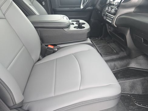 New 2026 RAM 5500 Tradesman w/ Chrome Appearance Group AWD/4WD image 23