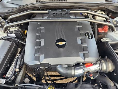 Used 2015 Chevrolet Camaro LT image 9