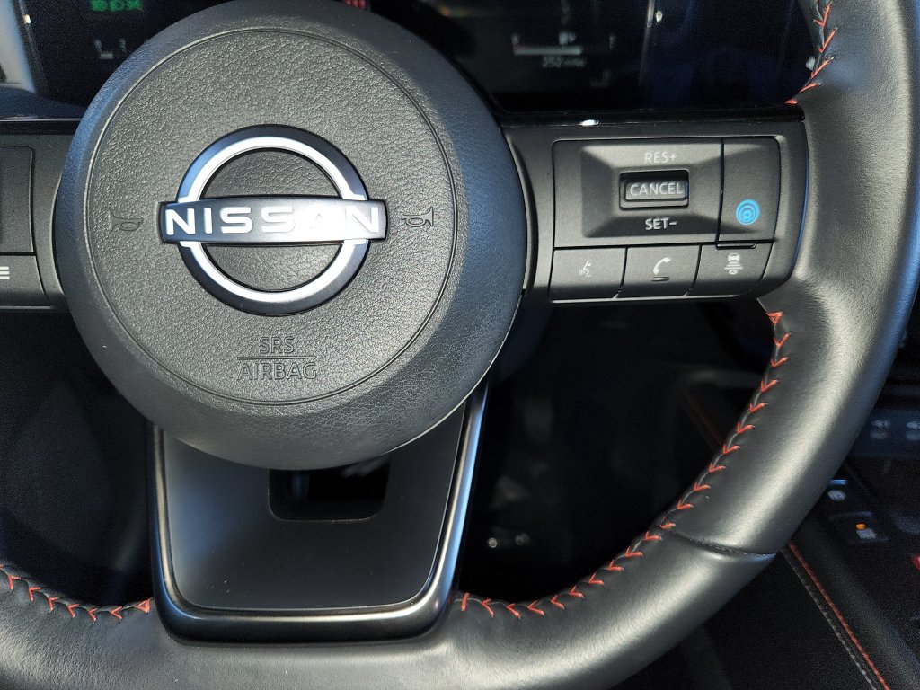 Certified 2025 Nissan Kicks SR FWD image 26