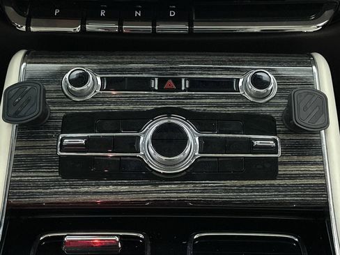 Used 2021 Lincoln Aviator Black Label Grand Touring w/ Class IV Trailer Tow Package image 23