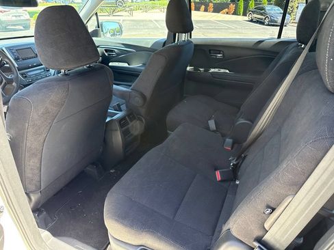 Used 2019 Honda Pilot LX image 11