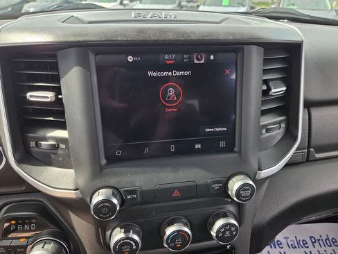 Used 2022 RAM 1500 Big Horn AWD/4WD image 39