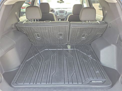 Used 2024 Chevrolet Equinox LT FWD image 9
