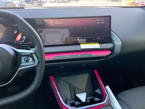 Used 2026 BMW X3 xDrive30 w/ Premium Package image 6