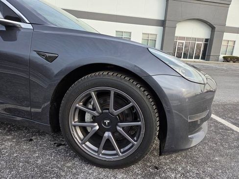 Used 2018 Tesla Model 3 Long Range image 4