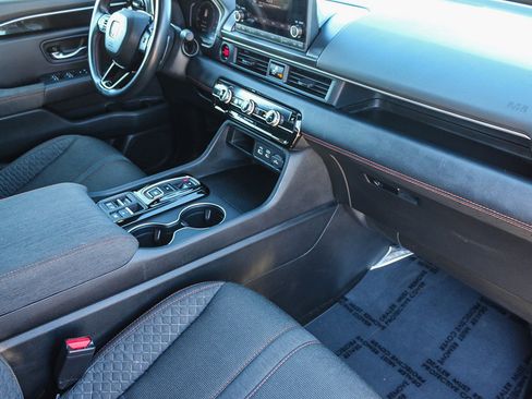 Certified 2023 Honda Pilot Sport image 17