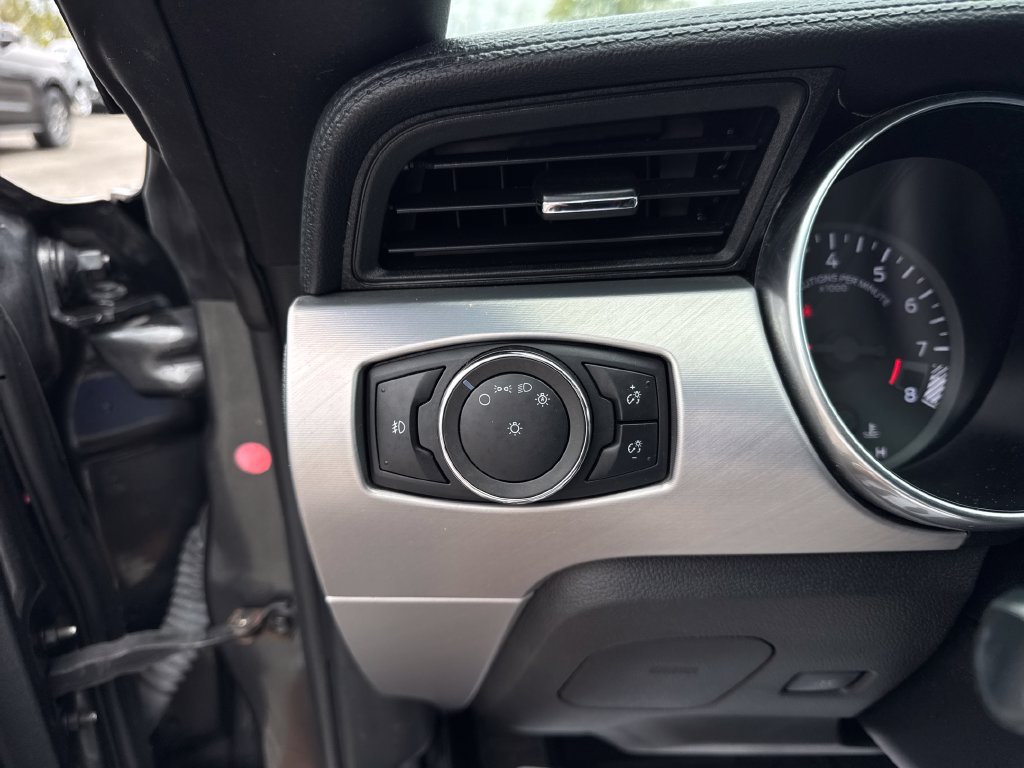 Used 2020 Ford Mustang GT Premium RWD image 17