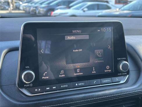 Certified 2022 Nissan Rogue SV image 34