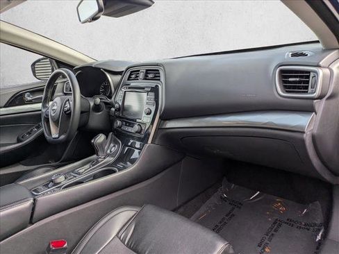 Used 2023 Nissan Maxima SV w/ Floor Mat Group image 30