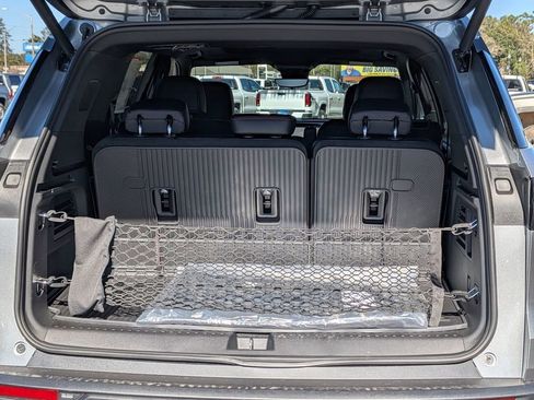 New 2026 Chevrolet Traverse Z71 w/ Driver Confidence Package image 34