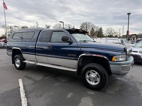 Used 2000 Dodge Ram 2500 Truck SLT image 10