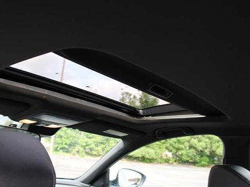 Used 2019 Honda Accord Sport image 9