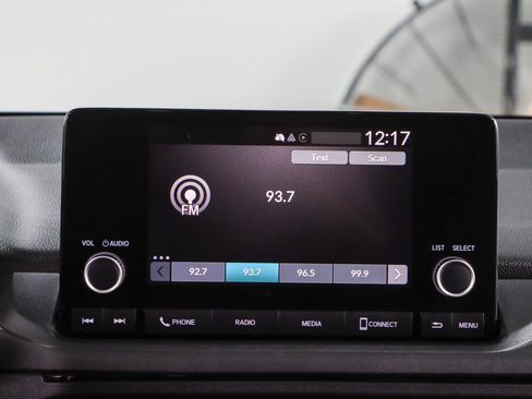 Used 2023 Honda Accord EX image 19