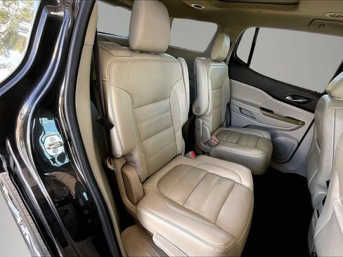 Certified 2018 GMC Acadia Denali w/ Technology Package AWD/4WD image 25