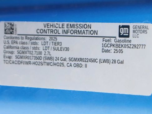 Used 2025 Chevrolet Silverado 1500 Custom w/ Turbomax Blackout Package AWD/4WD image 13