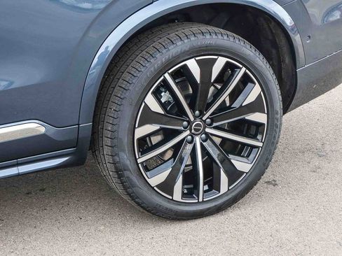 New 2026 Volvo XC90 T8 Ultra image 9