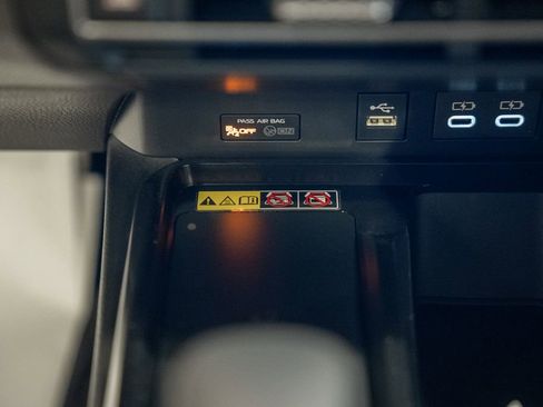 New 2026 Toyota Camry SE image 24