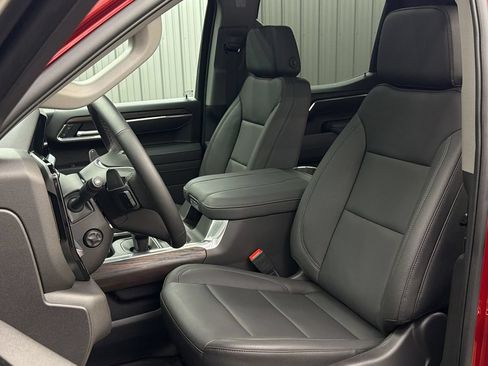 Used 2026 GMC Sierra 1500 SLT w/ SLT Convenience Package AWD/4WD image 34