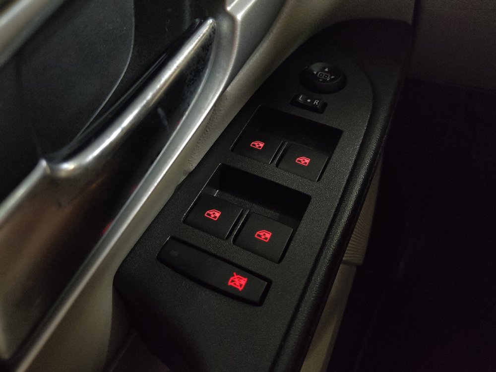 Used 2016 GMC Terrain SLE FWD image 27