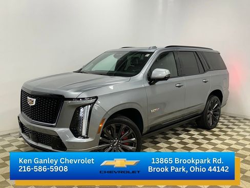 Used 2025 Cadillac Escalade V image 1