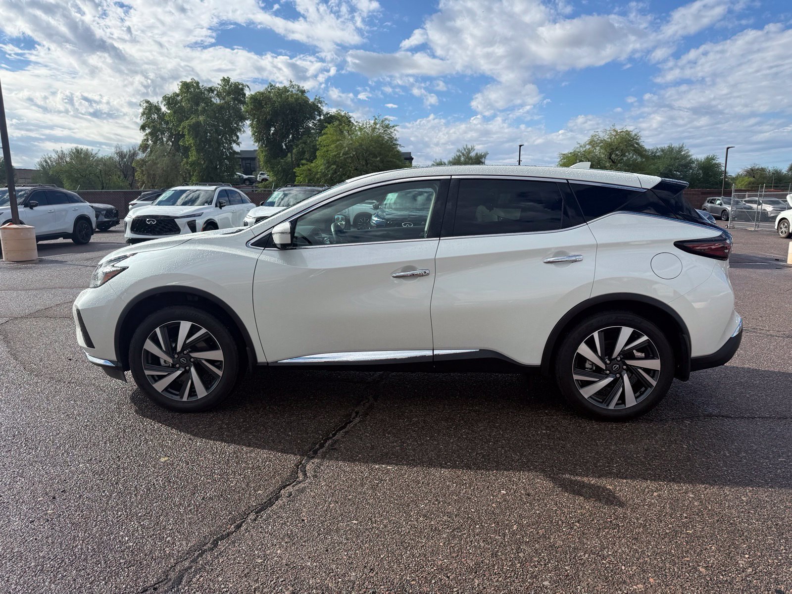 Certified 2024 Nissan Murano SL w/ Cargo Package FWD image 8