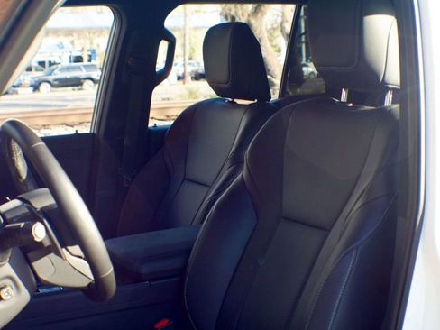 Used 2024 Lexus GX 550 Premium+/ColdAreaPkg/HeadsUpDi w/ Accessory Package (2T) image 18