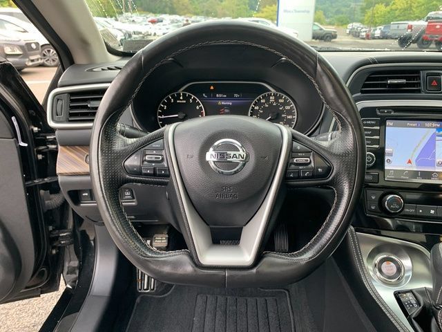 Used 2016 Nissan Maxima Platinum w/ Interior Lighting Package FWD image 23