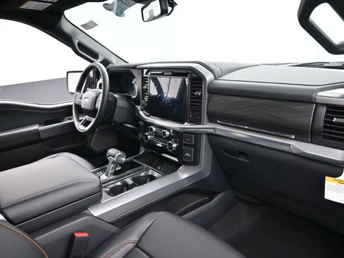 New 2025 Ford F150 Lariat w/ Equipment Group 502A High image 34