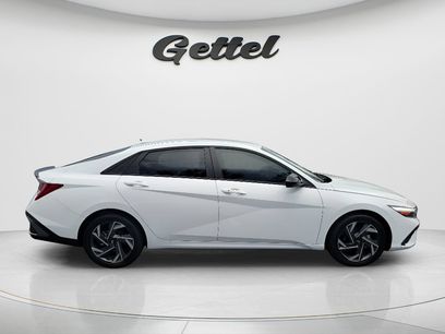 Certified 2025 Hyundai Elantra SEL