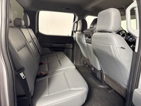 Used 2021 Ford F150 XL w/ Trailer Tow Package image 18