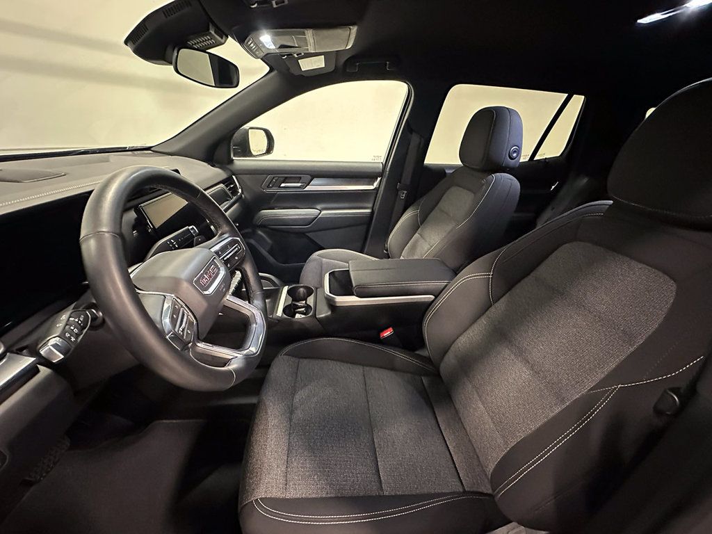 Used 2026 GMC Terrain Elevation AWD/4WD image 3