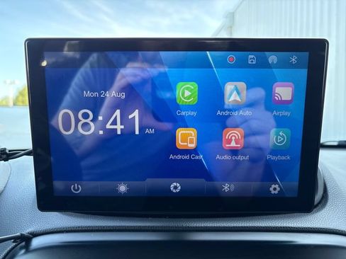 Used 2017 Kia Soul + FWD image 19