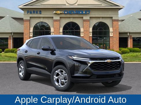 New 2026 Chevrolet Trax LS image 8