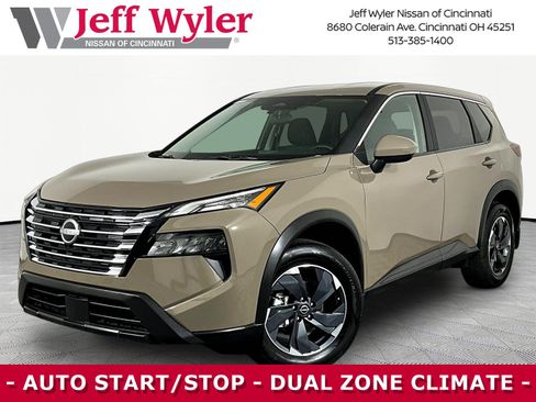 Used 2025 Nissan Rogue SV AWD/4WD image 1