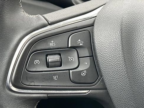 Certified 2022 Buick Encore GX Essence w/ Experience Buick Package FWD image 25