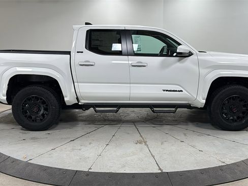 New 2026 Toyota Tacoma SR5 image 6