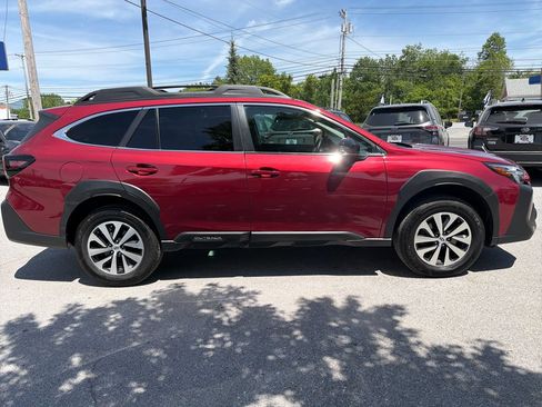 Certified 2024 Subaru Outback Premium AWD/4WD image 15